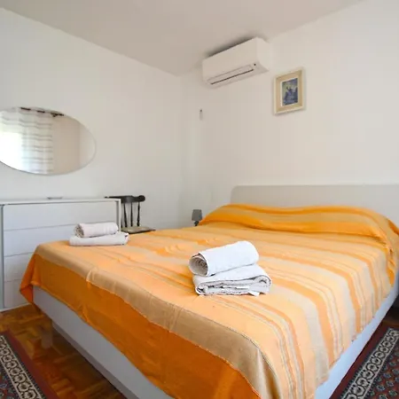 Апартаменты Fuer 6 Personen Ca 110 Qm In Banjole, Istrien Istrische Riviera Банджоле