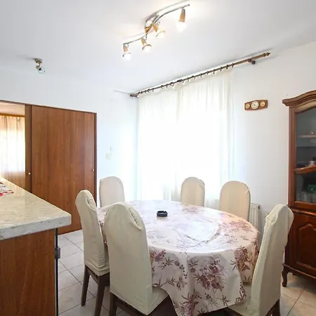 Fuer 6 Personen Ca 110 Qm In Banjole, Istrien Istrische Riviera